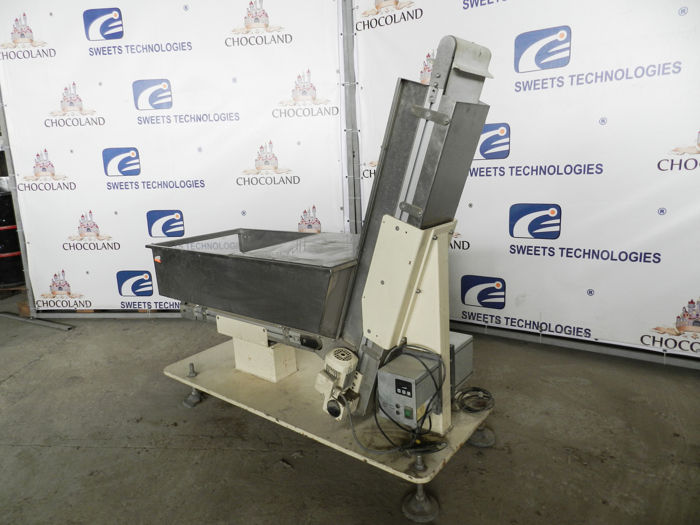 ADMV Feeder to sorting machine