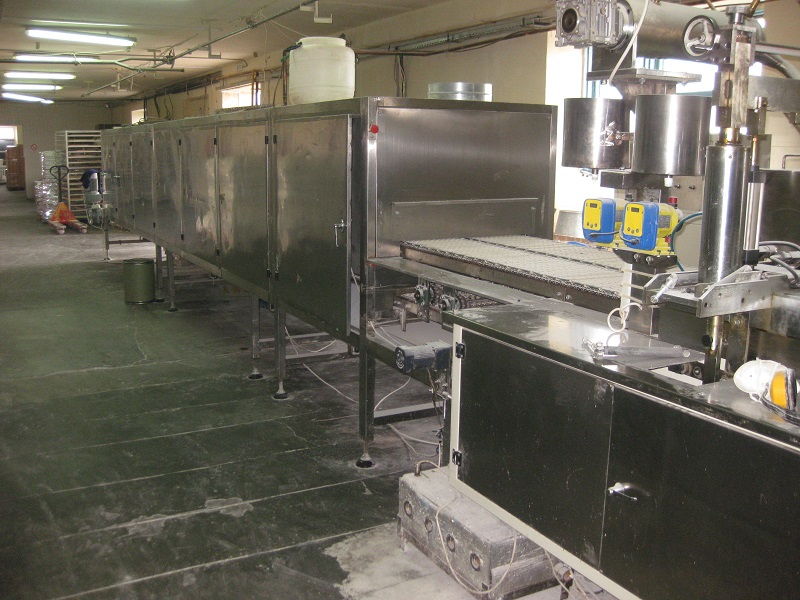 Jelly line for continuous manufacture of soft jelly sweets