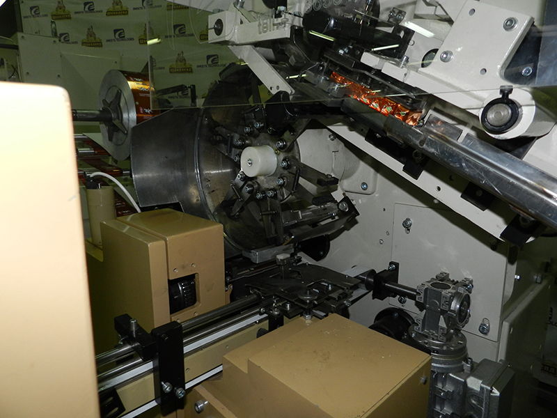 EL-5 NAGEMA WRAPPING MACHINE FOR SWEETS