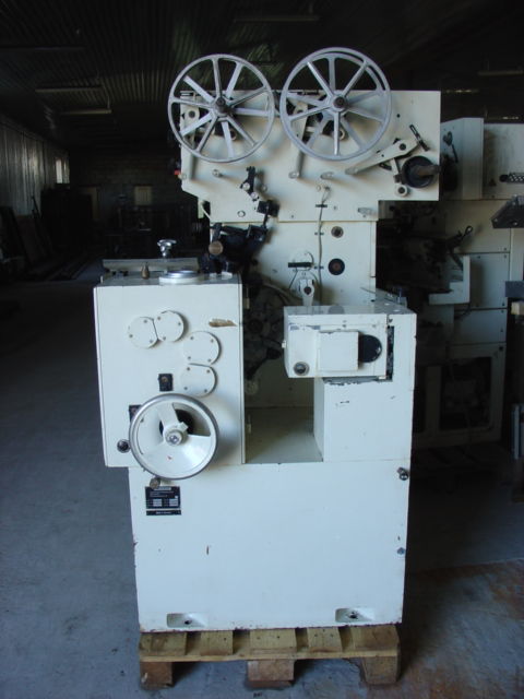 Wrapping machine for soft candy EW-5