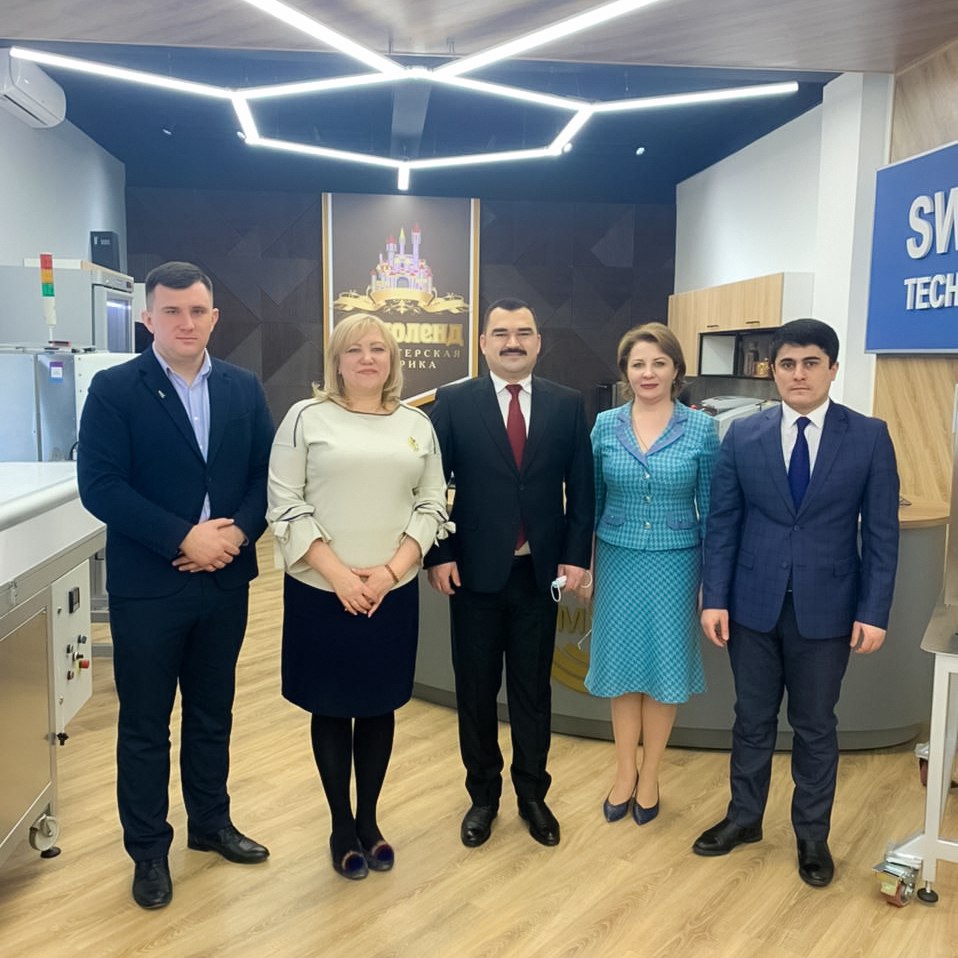 Visit of the Consul of the Republic of Tajikistan to the innovation laboratory of MGUPP