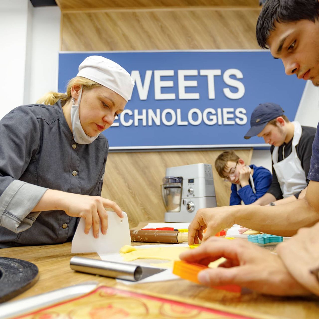 Culinary master class on making cookies in the laboratory of food equipment at the Moscow State University of Food Industry